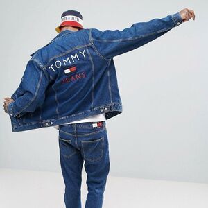 Tommy Jeans 90's Capsule Denim Jacket Back Logo in Mid Blue M